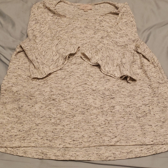 Loft Large long sleev ruffle shirt - Picture 1 of 4